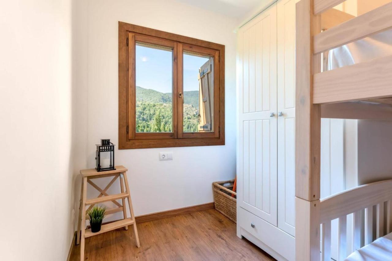 Apartamentsaloriaburg Farrera Extérieur photo