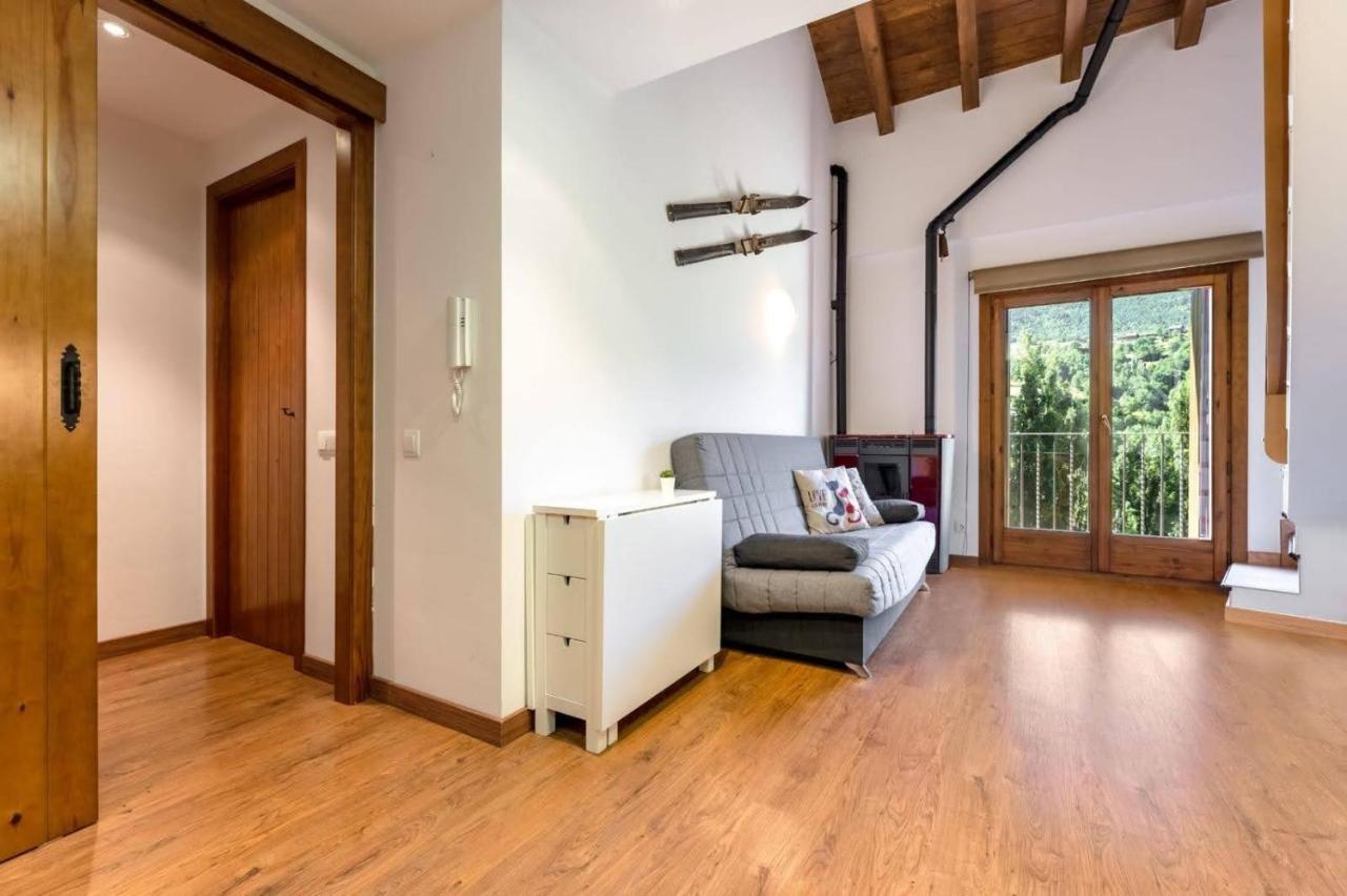 Apartamentsaloriaburg Farrera Extérieur photo