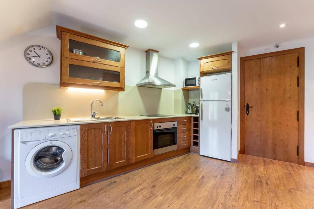 Apartamentsaloriaburg Farrera Extérieur photo